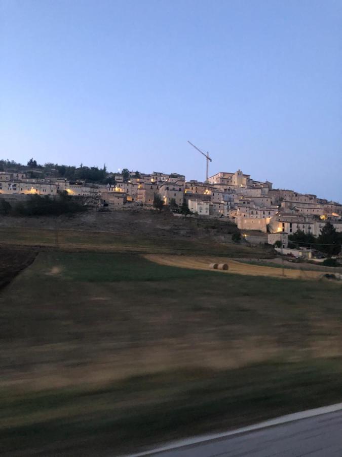 Dimora Dell'Arte Otel Navelli Dış mekan fotoğraf